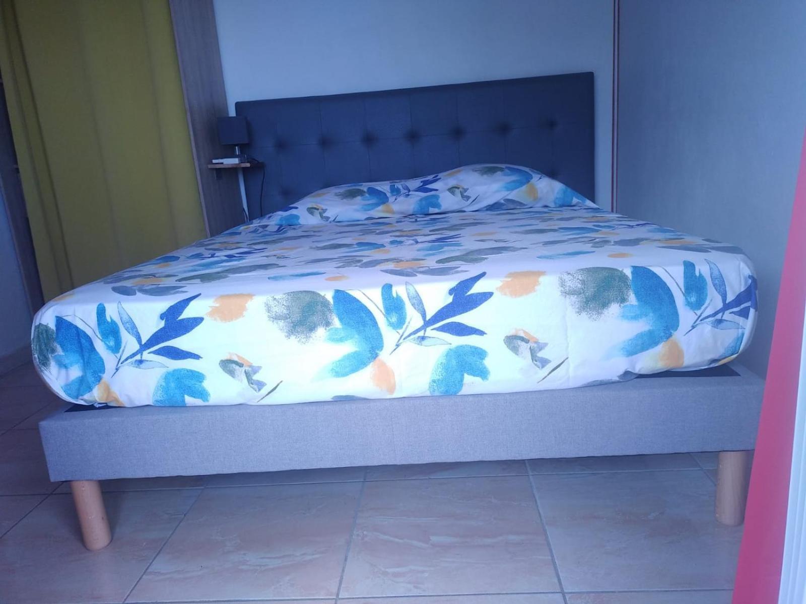 Bikamado Aparthotel Deshaies Buitenkant foto